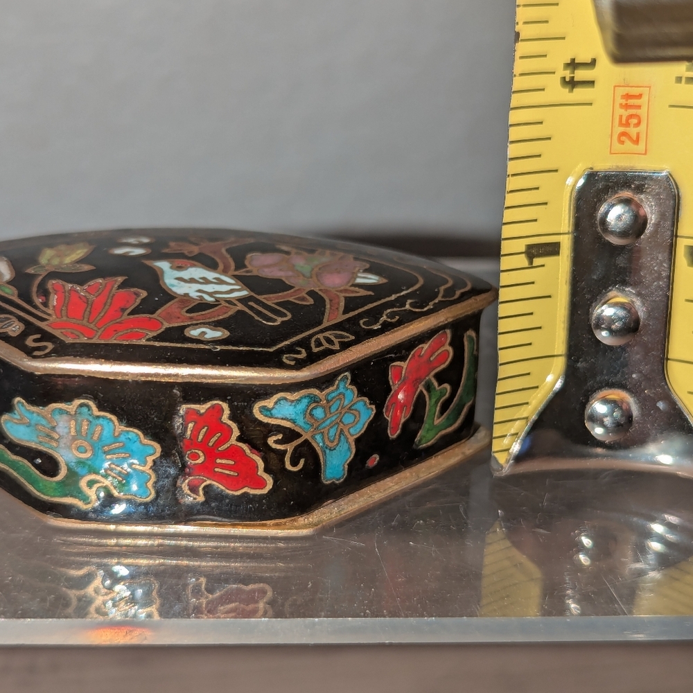 Vintage Cloisonné Trinket Pill Box Floral Bird Design Black Gold Color 1" Tall - Picture 9 of 9